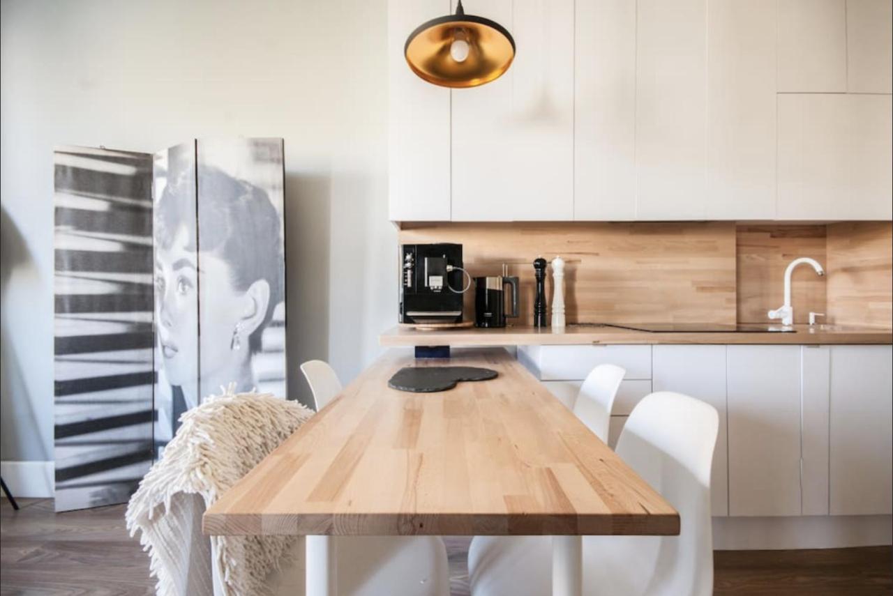 Harmony Heights Apartment *