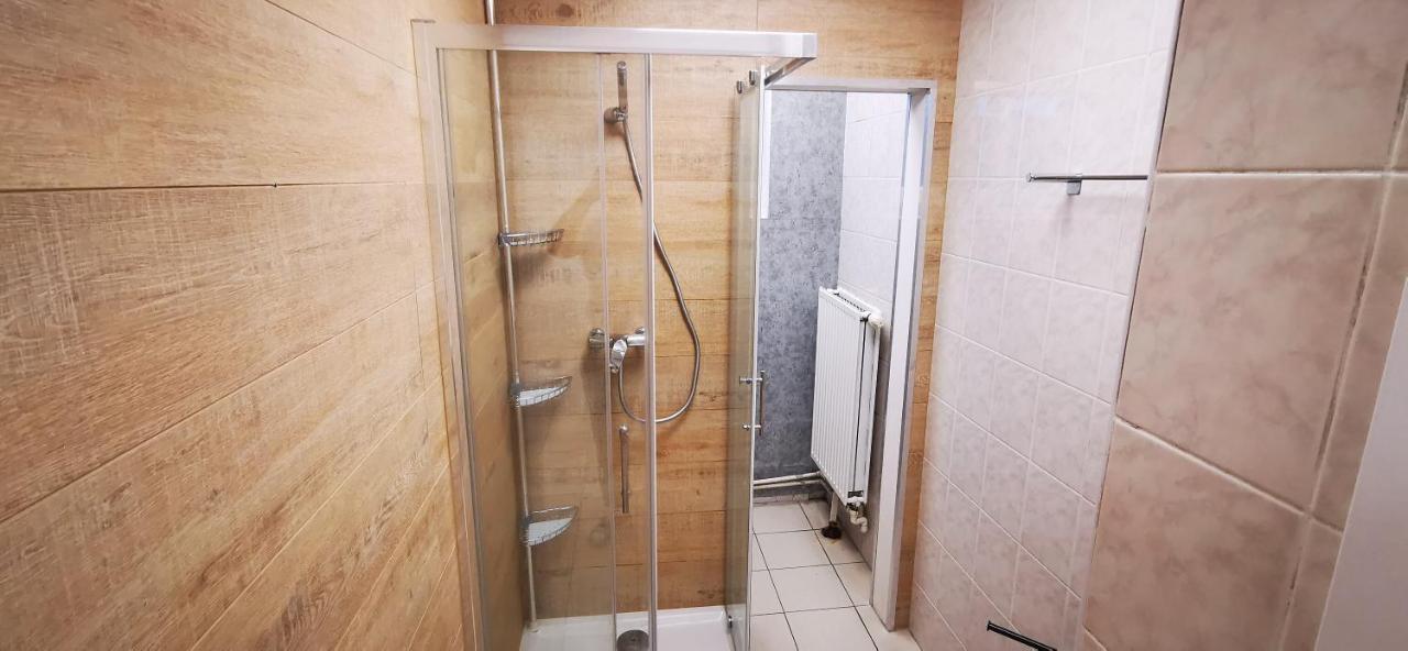 Powstaniec Wola - Private Albergue Varsóvia