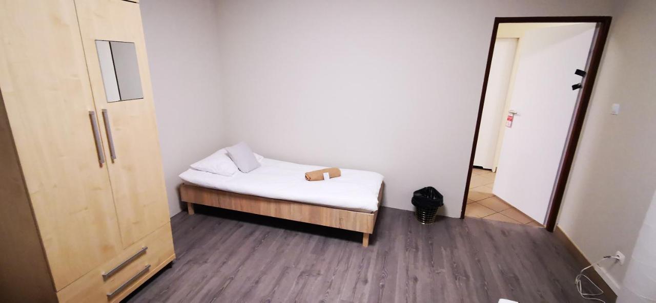 Albergue Powstaniec Wola - Private Varsóvia
