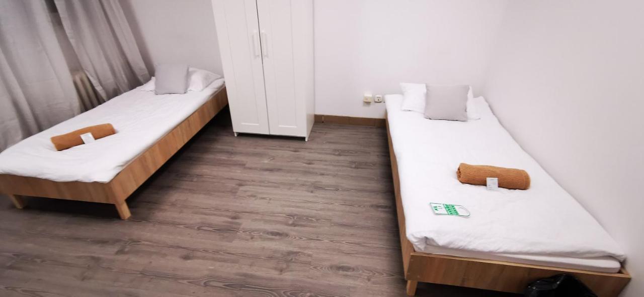 Powstaniec Wola - Private Albergue *