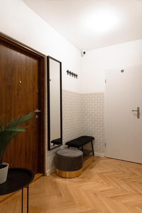 Hostel Clicktheflat Conrada