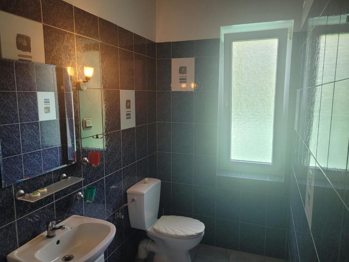 Turystyczne Uslugi Hotelarskie * Warszawa