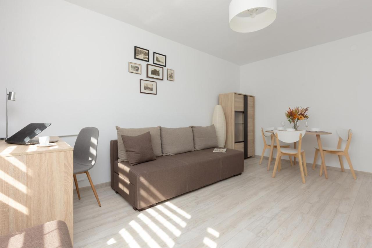 Apartment Heart Of Zielna By Renters