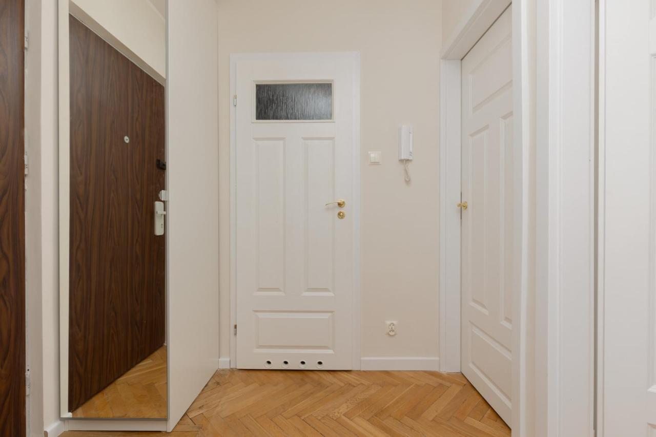 Apartament With View Of The Centre Zlota By Renters Warszawa