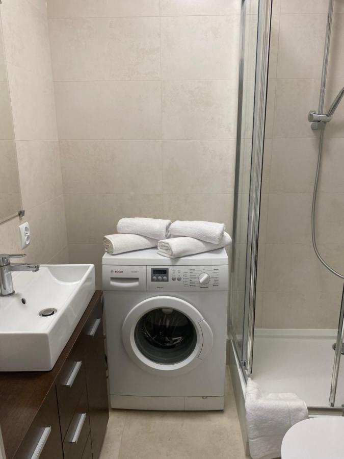 Sienna Apartment- Center *