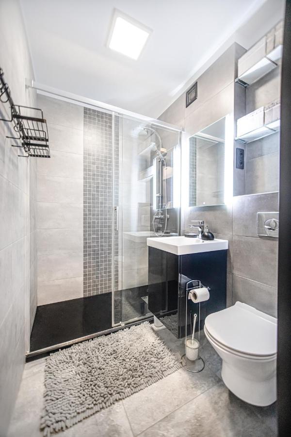 Apartment Charming Next To Lazienki Park And Center