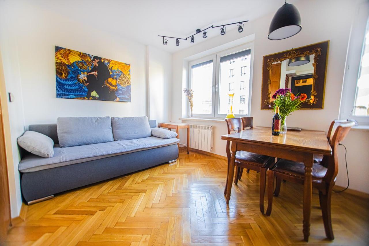 Charming Next To Lazienki Park And Center Apartment