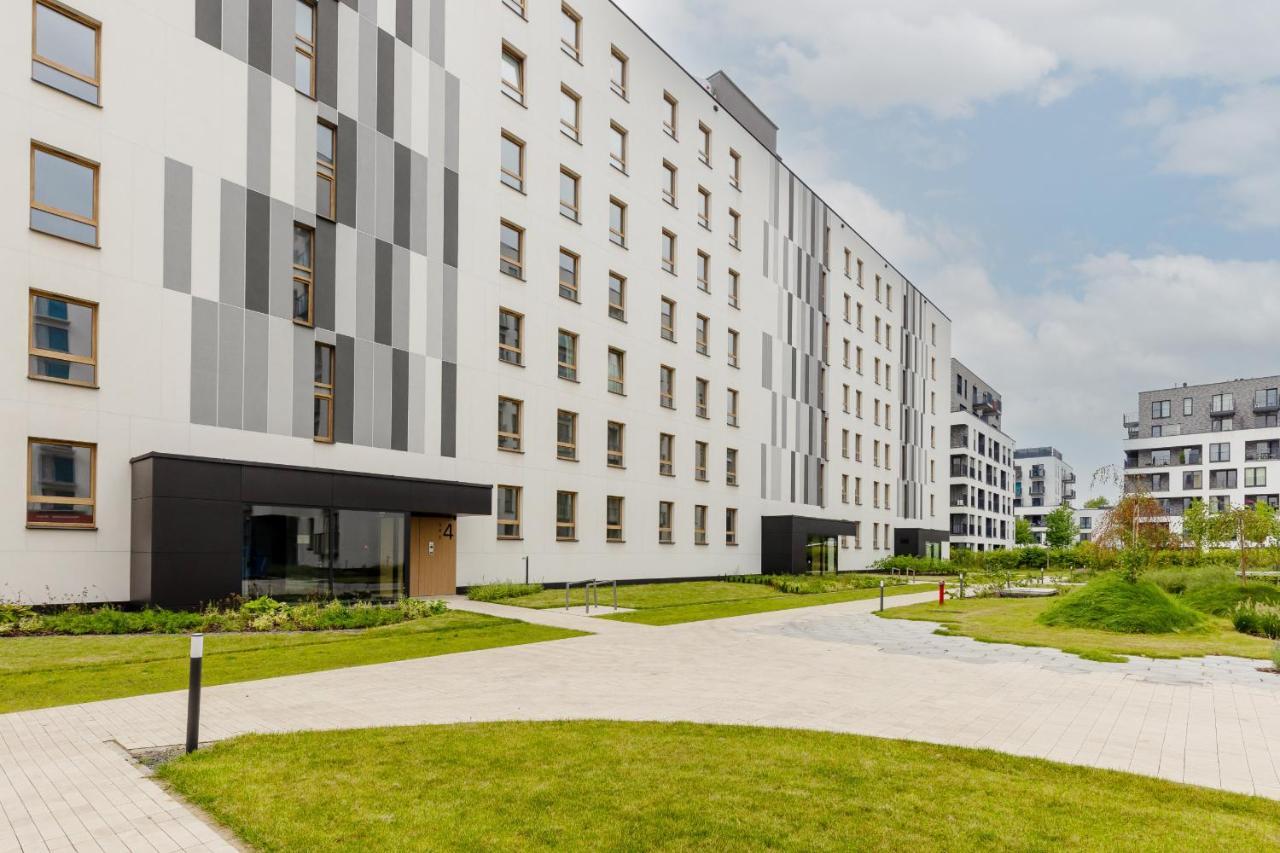 Business Center Sluzewiec With Parking By Renters Apartment *