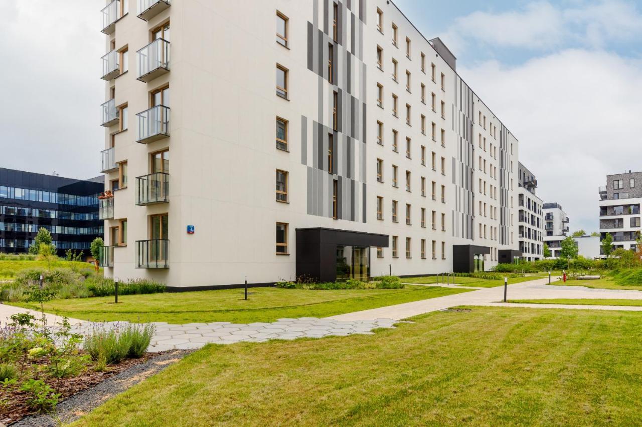 Business Center Sluzewiec With Parking By Renters *