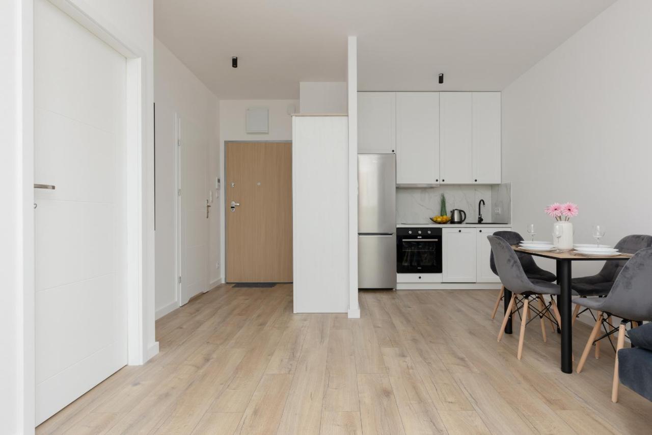 Apartment Business Center Sluzewiec With Parking By Renters Warsaw
