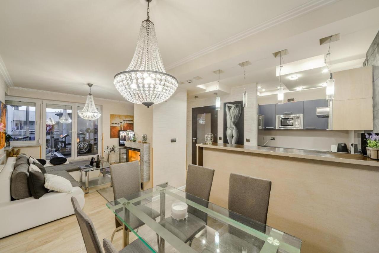 Apartament With Gym And Sauna In