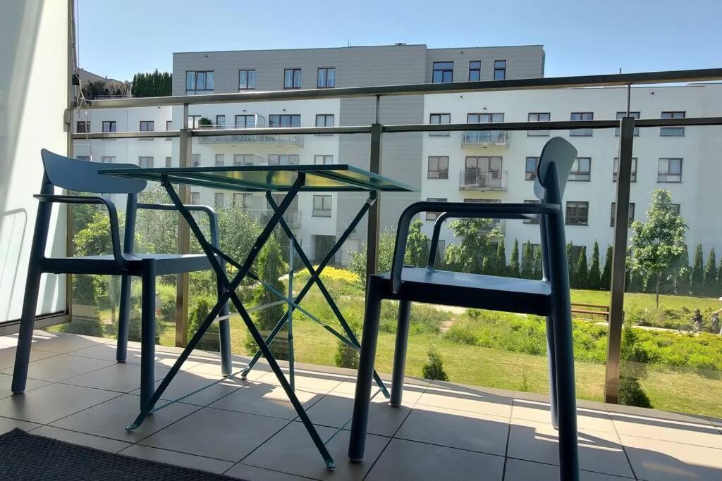 Wilanow Comfort, Klimatyzacja, Garaz, Fast Wifi Warszawa