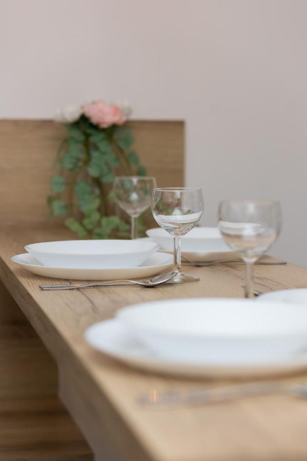 Roomy Oczapowskiego In Bielany By Renters *