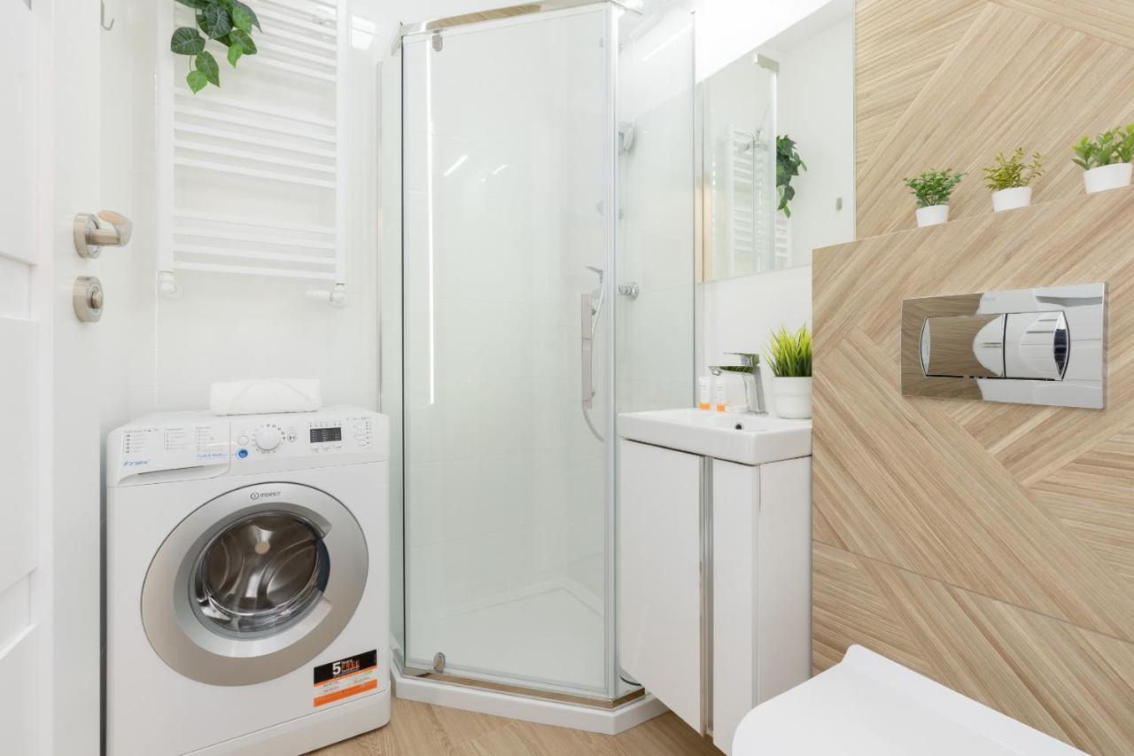 Roomy Oczapowskiego In Bielany By Renters Apartment Warsaw