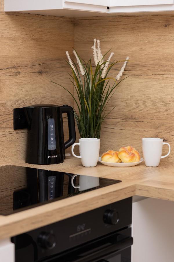 Apartment Roomy Oczapowskiego In Bielany By Renters *