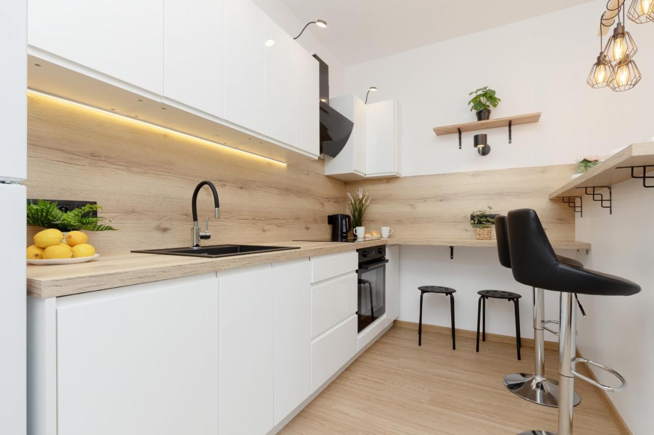 Roomy Oczapowskiego In Bielany By Renters * Warsaw