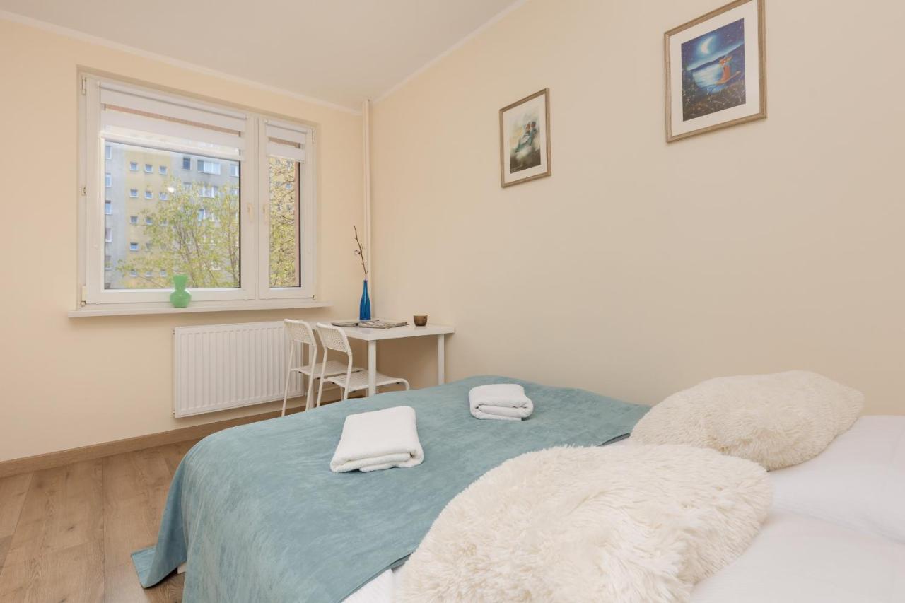 Dickens St By Renters Apartment *