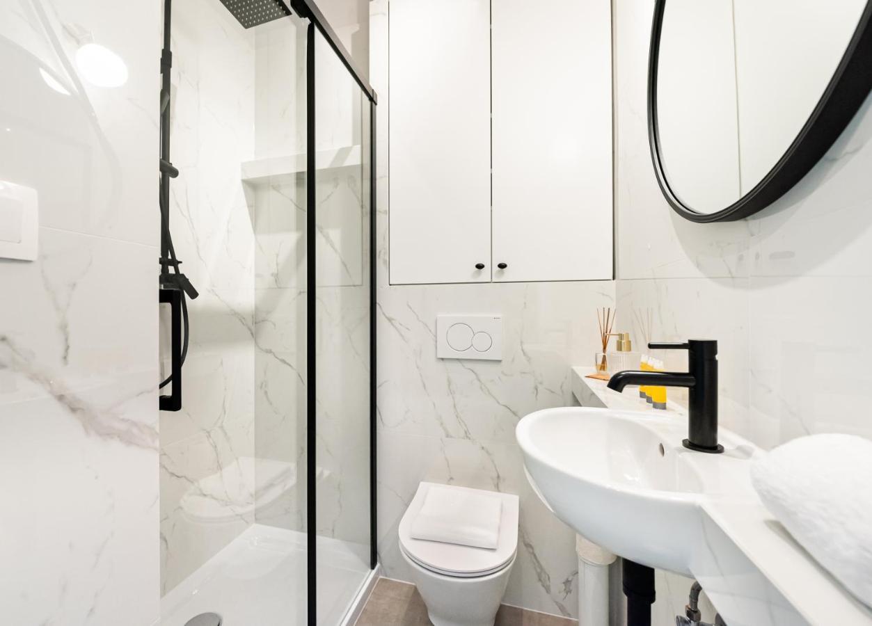 Apartment Metro Ratusz Arsenal Modern Studio Warsaw