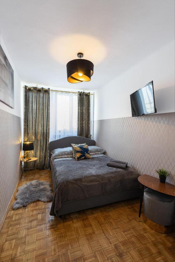 Hostel Clicktheflat Norblin Factory Warsaw