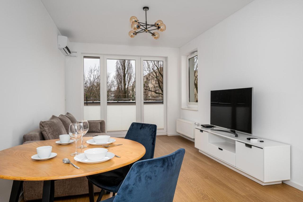 Your 1 Sierpnia Street Hotel apartamentowy