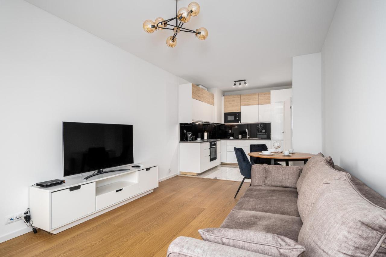 Hotel apartamentowy Your 1 Sierpnia Street
