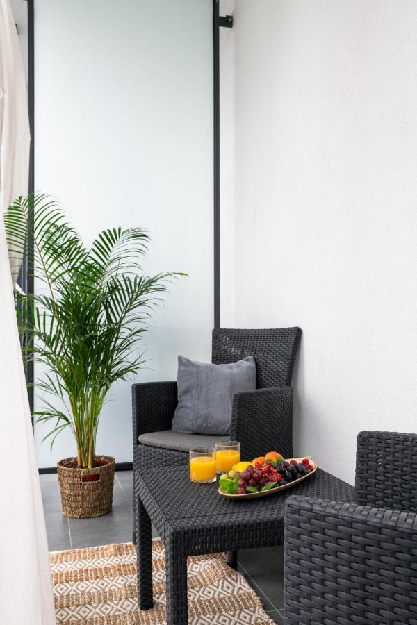 Căn hộ Luxury Design - Tower Bliska Wola Warsaw