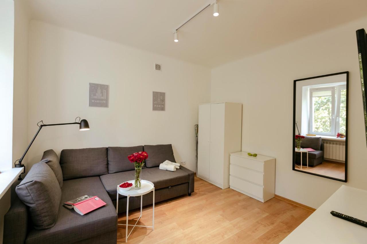 Apartment Jana Pawla Ii 36: Fully Equipped With Free Underground Parking Warsaw