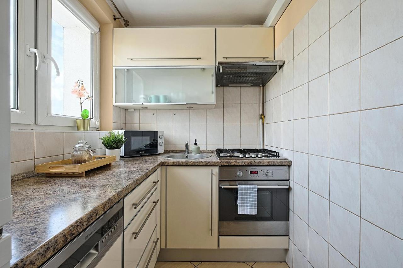 Apartment 2br Apt Balcony Tamka 17 Ac Warsaw