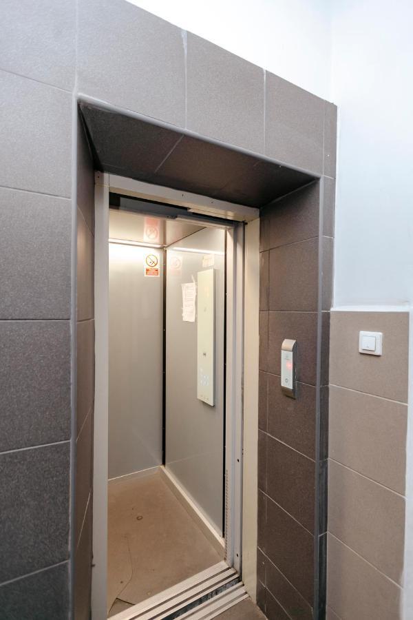 Jana Pawla Ii 36: Fully Equipped With Free Underground Parking Apartment *