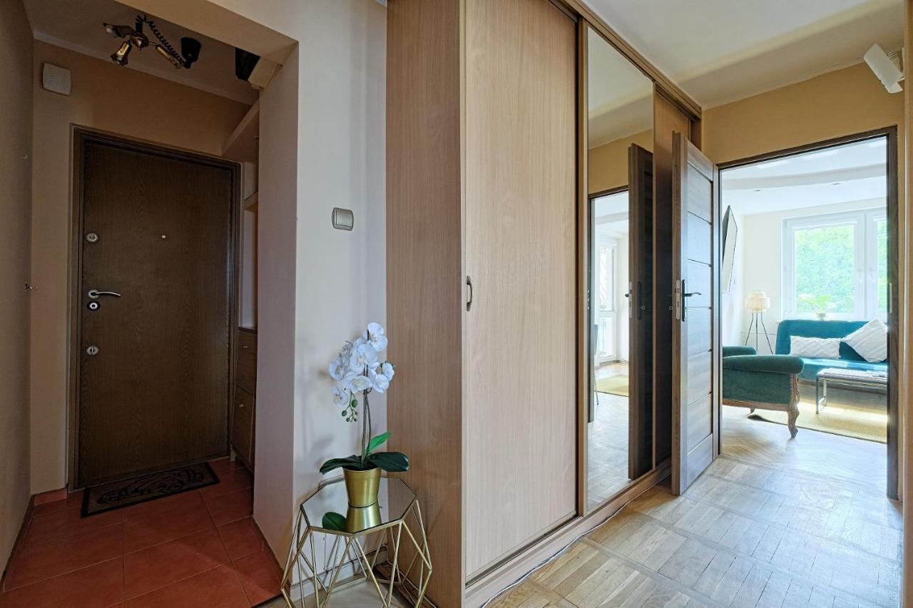 2br Apt Balcony Tamka 17 Ac * Warsaw