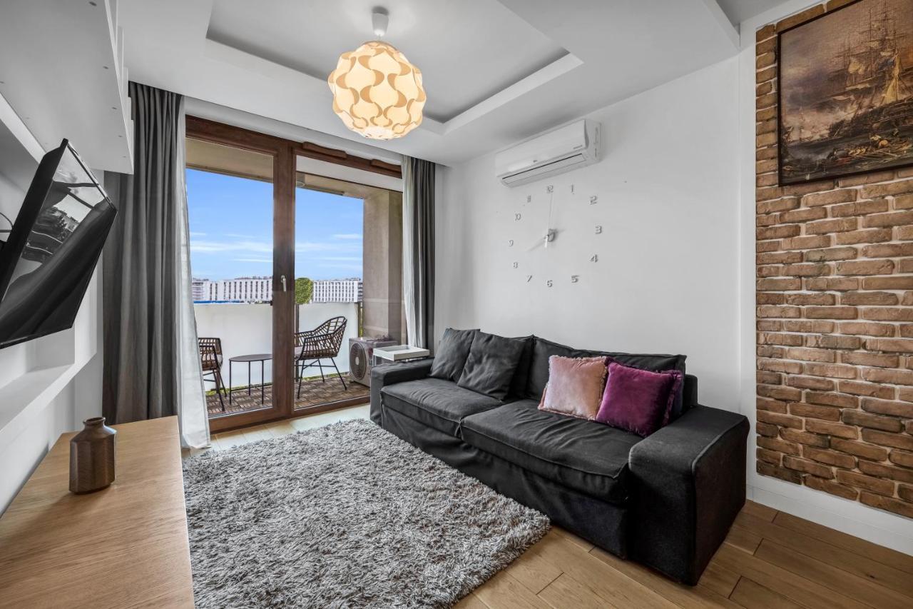 Spacious 2 Bedroom Ac Dalanowska 46