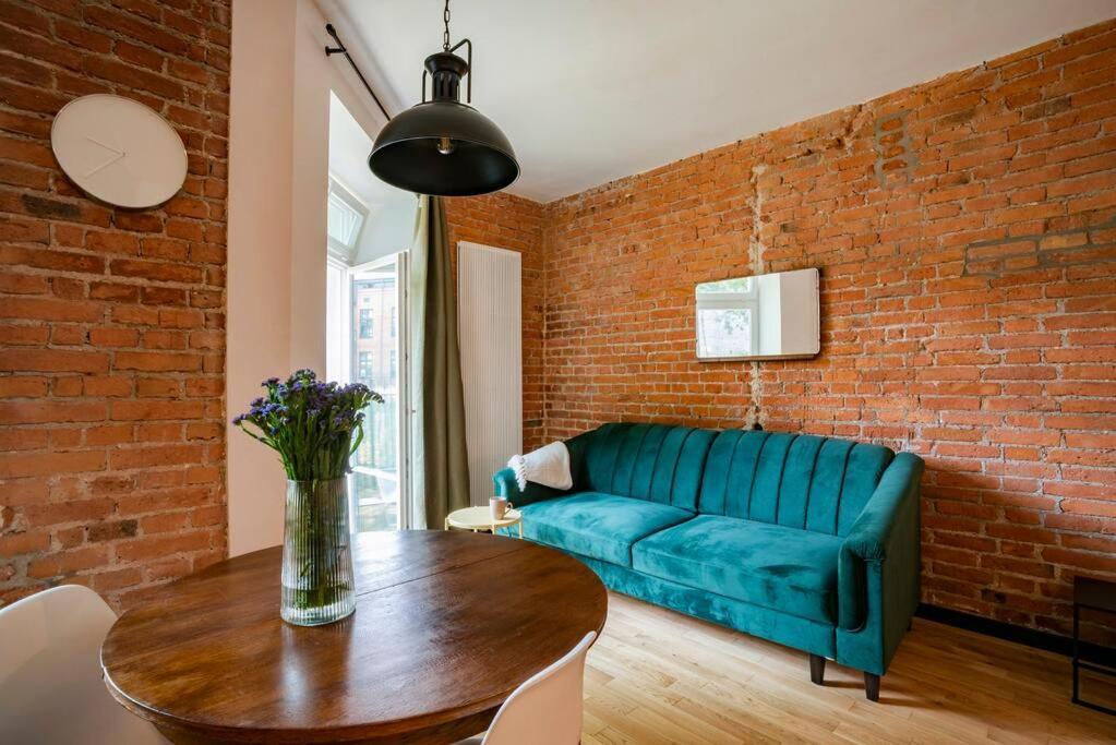 Cozy 5 Minut By East Apartment *