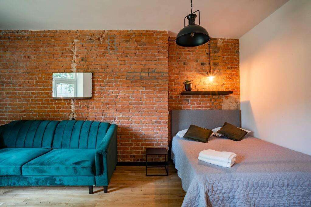 Cozy 5 Minut By East Apartment