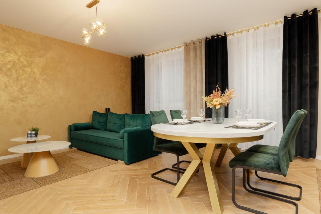 Apartment Ursus Nova With Parking By Renters Prestige