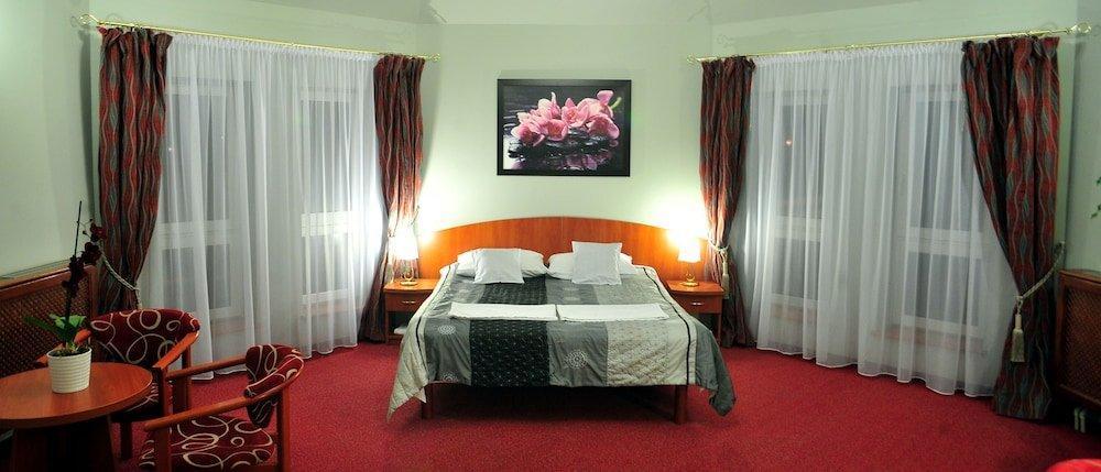 Hotel Zlote Deby Warsaw