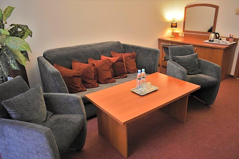 Zlote Deby Hotel Warsaw