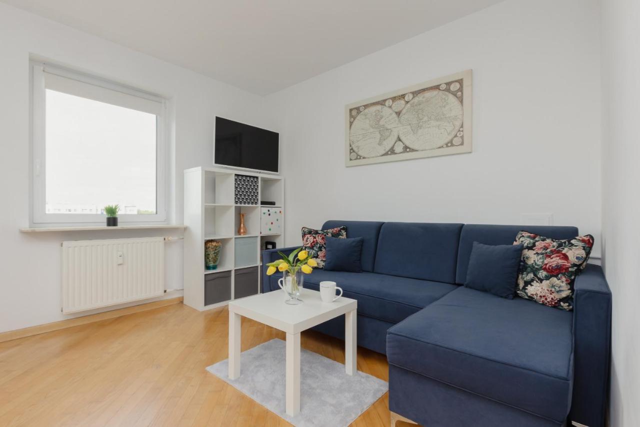 Apartment Comfy Powstancow Slaskich By Renters *