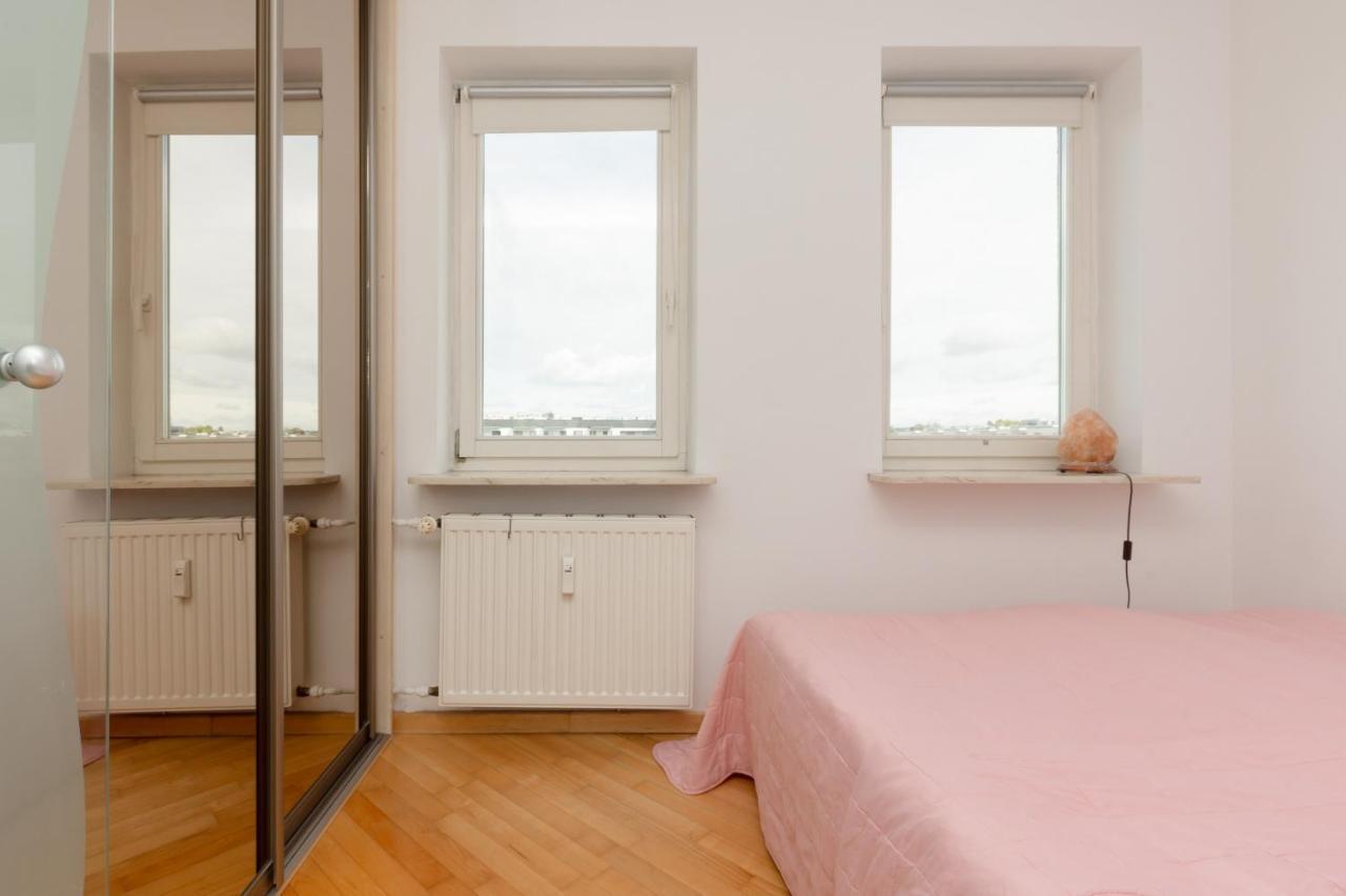 Apartment Comfy Powstancow Slaskich By Renters *