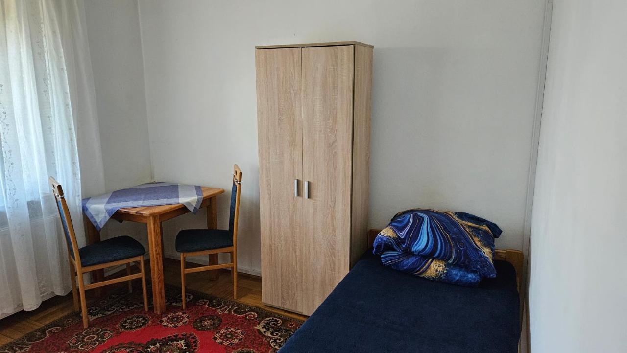 Moc Albergue