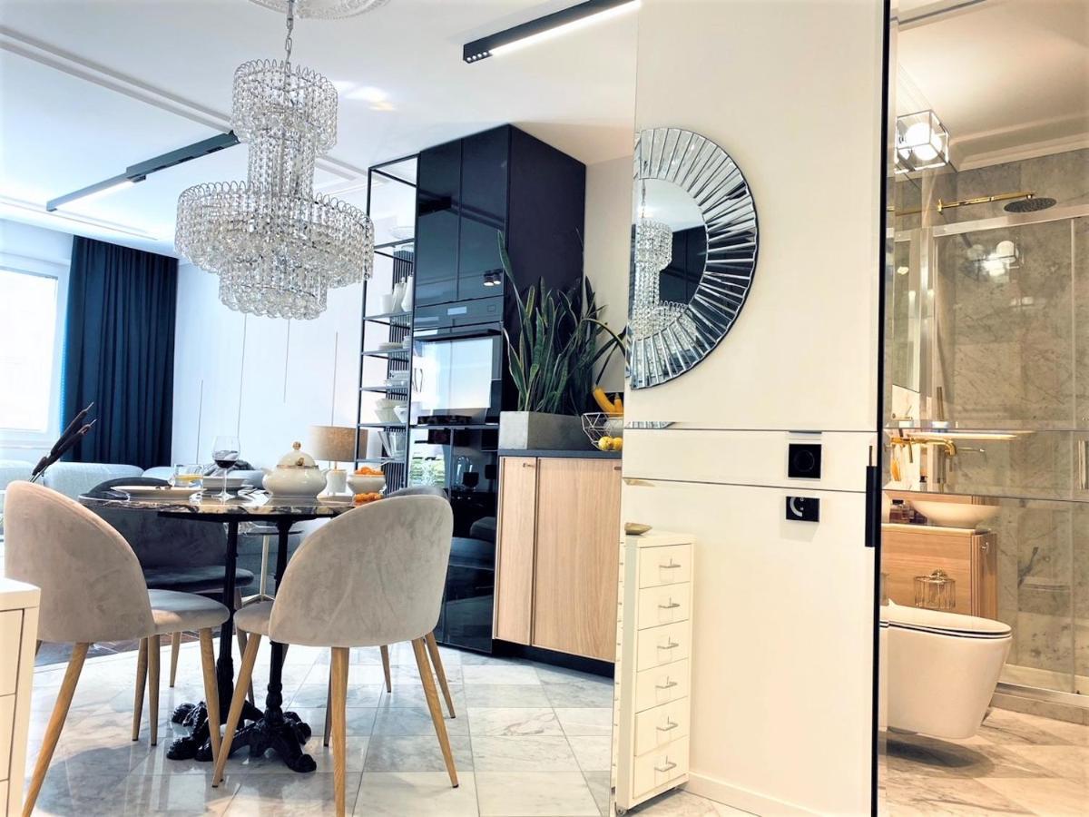 Apartment Luxury At Center At Palace +netflix! *