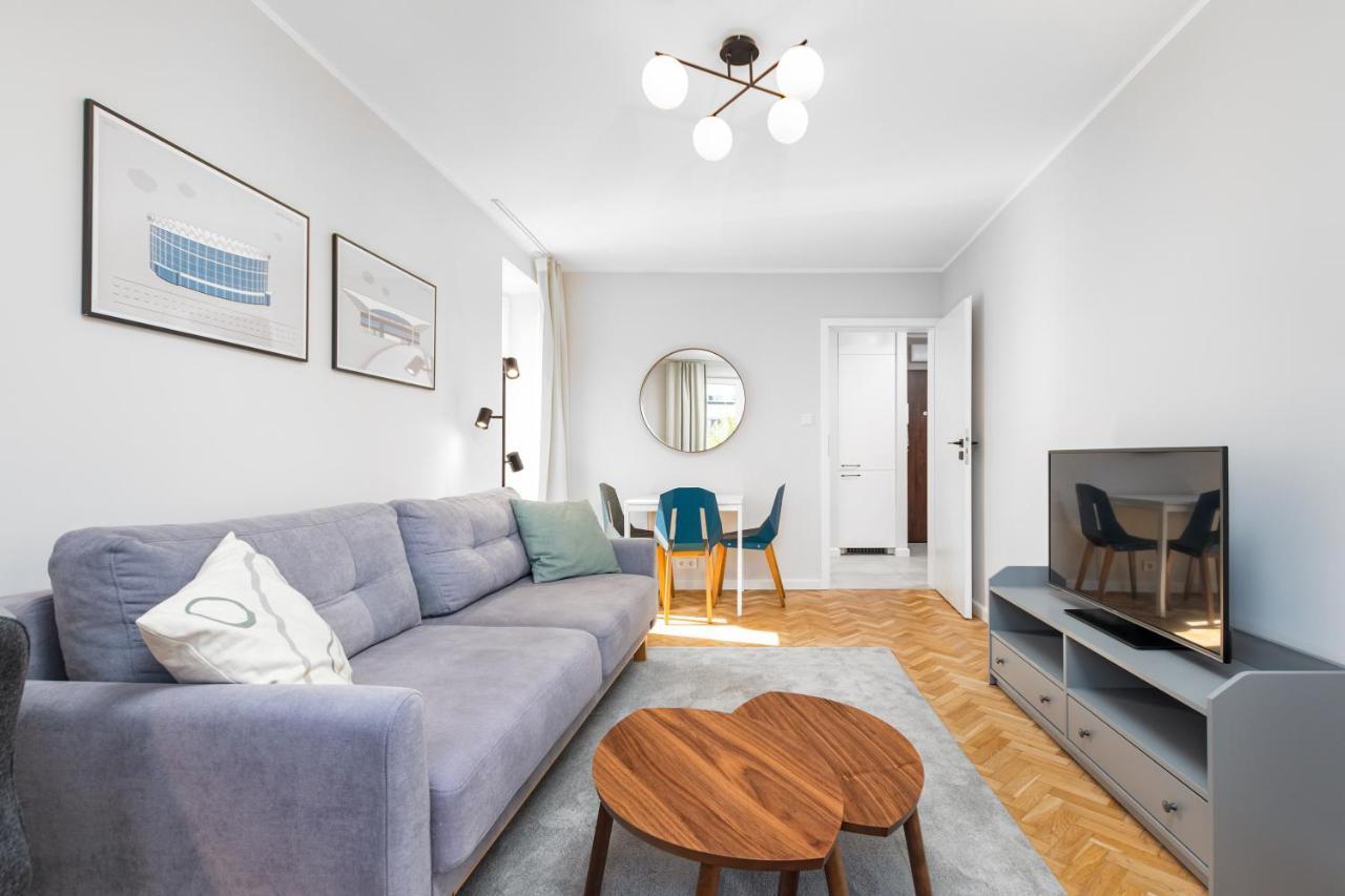 Pl. Dabrowskiego 12 By Homeprime * Warsaw