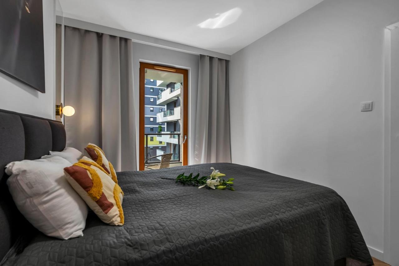 Apartament Kasprzaka 29a Business N1 - Parking, Balcony, Targi Expo - By Rentujemy