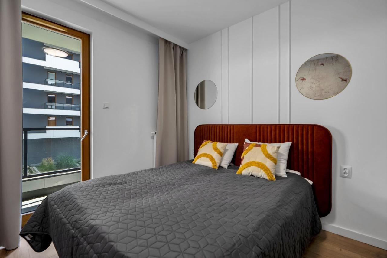 Kasprzaka 29a Business N2 - Parking, Balcony, Targi Expo - By Rentujemy Apartment Warsaw