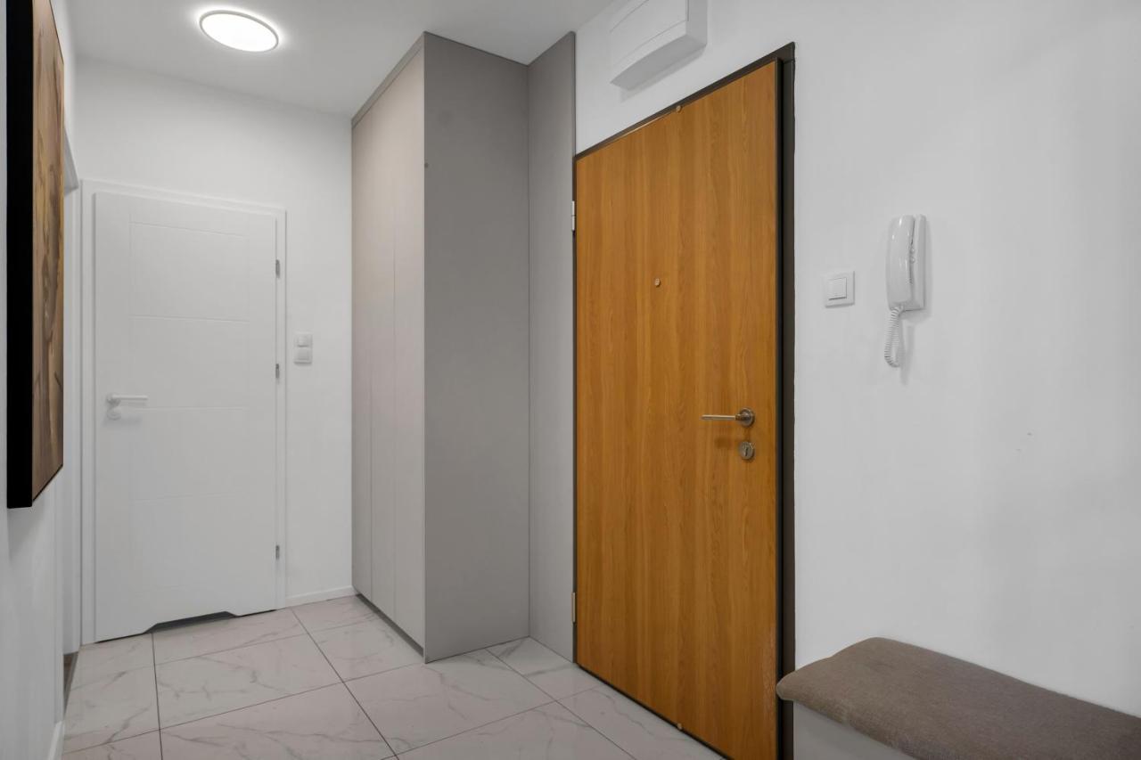 Apartamento Kasprzaka 29a Business N2 - Parking, Balcony, Targi Expo - By Rentujemy