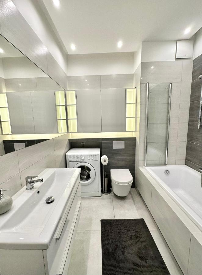Project Comfort Apartament Siedmiogrodzka 1a/4 Wola-srodmiescie Apartament *
