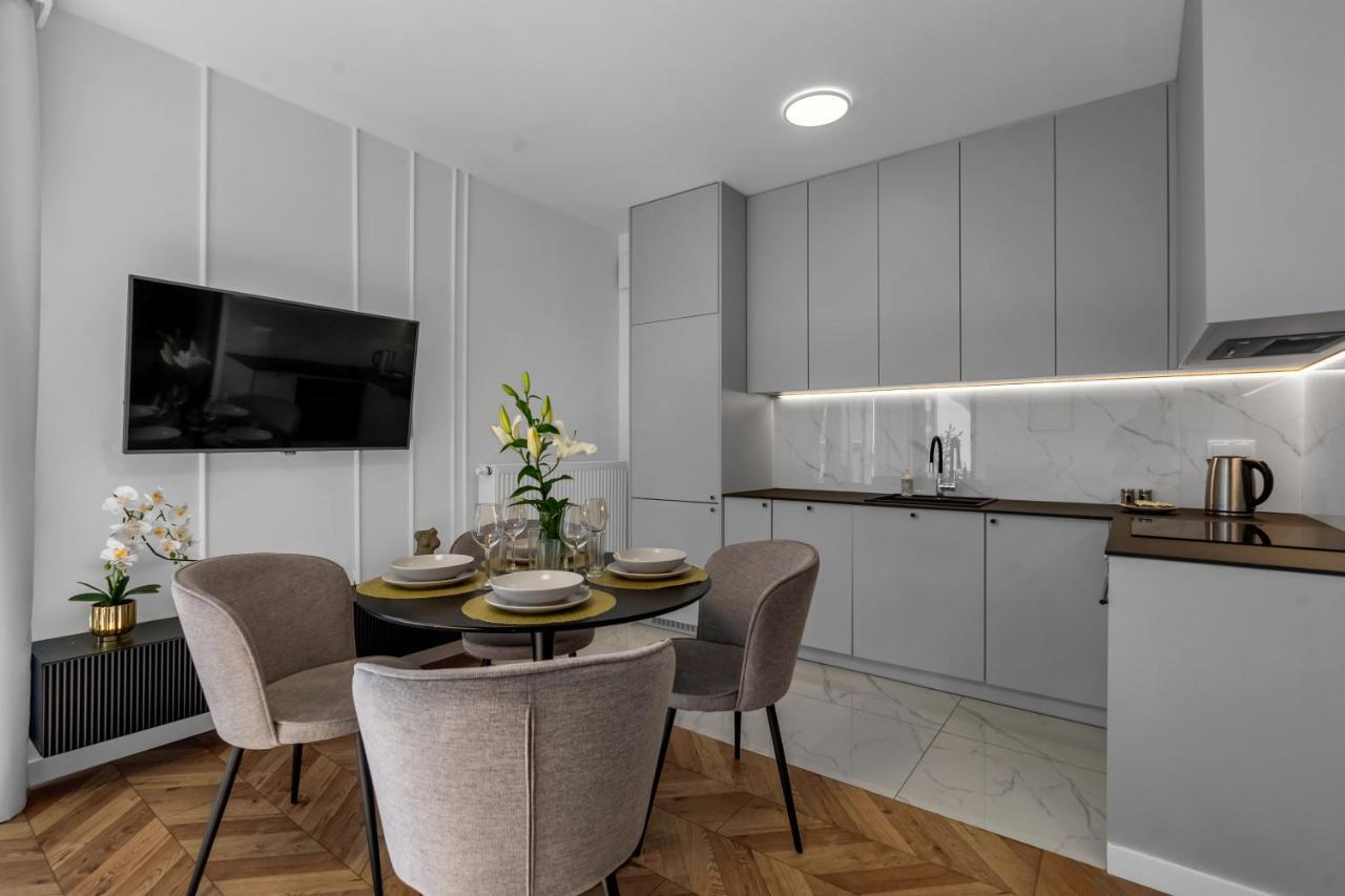 Kasprzaka 29a Business N1 - Parking, Balcony, Targi Expo - By Rentujemy Warszawa
