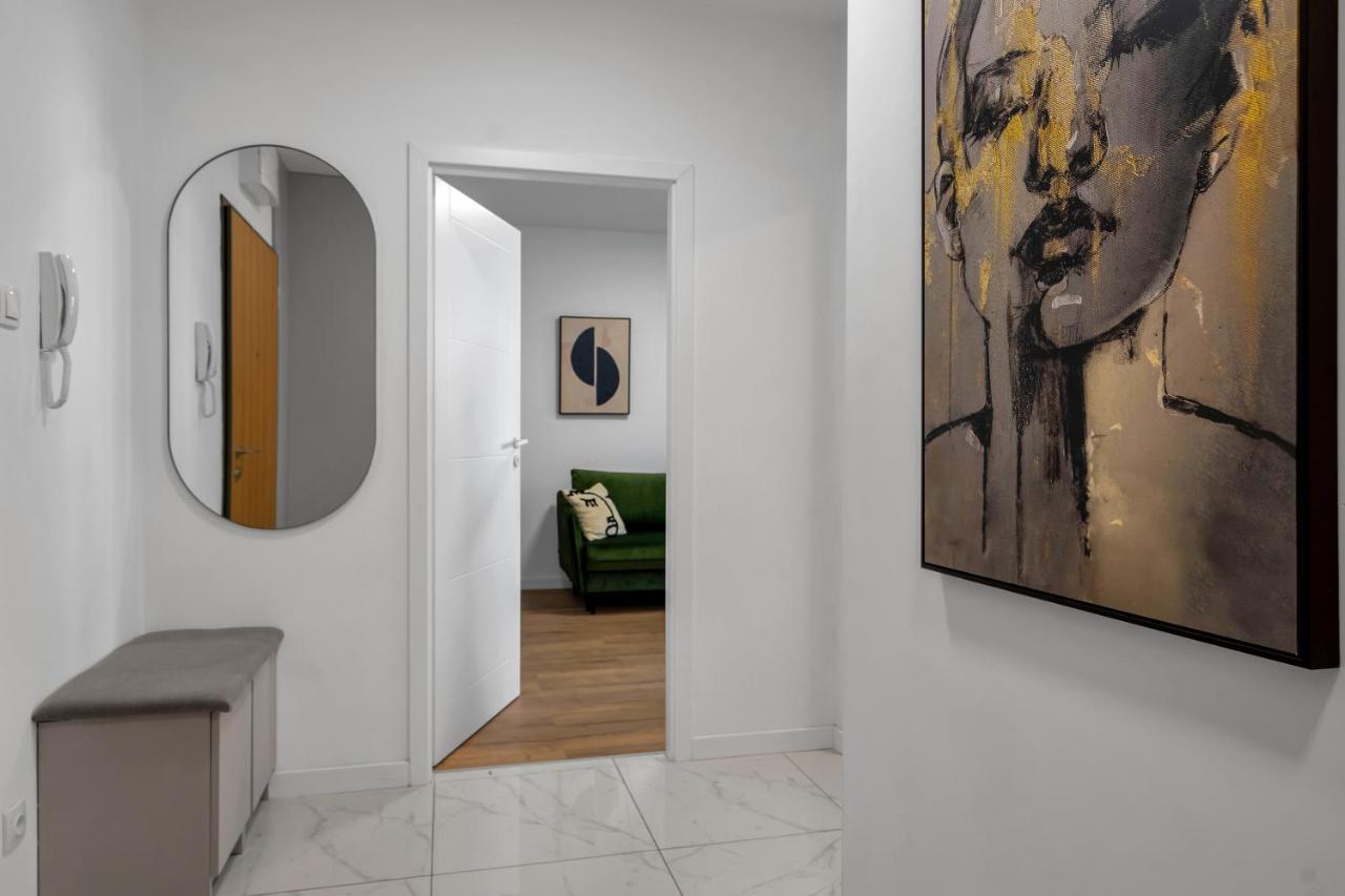 Apartment Kasprzaka 29a Business N2 - Parking, Balcony, Targi Expo - By Rentujemy Warsaw