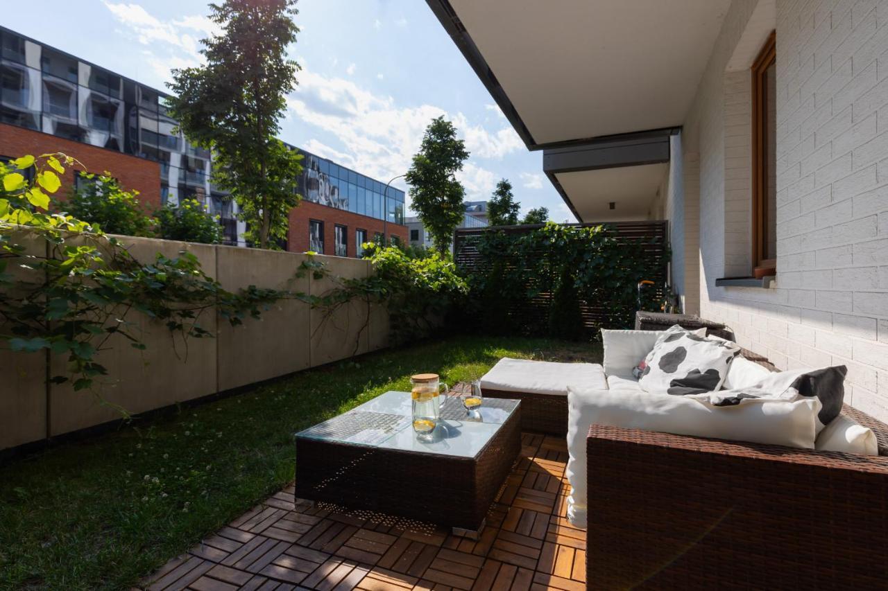 Modern Cinema Experience By Renters * Warsaw