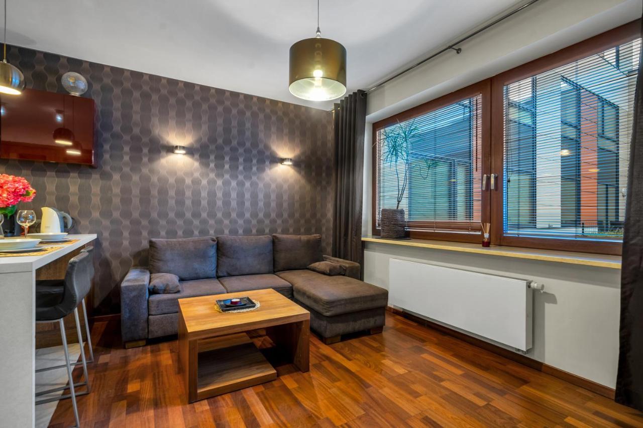 Atelier - Central, Parking, Metro Nearby - By Rentujemy * Warschau