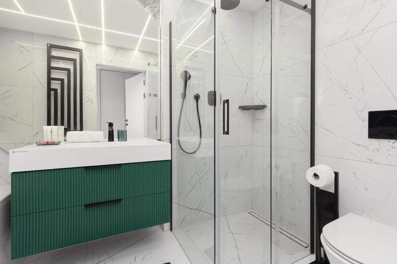 Căn hộ Luxurious Unique Tower With Skyline By Renters Prestige Warsaw
